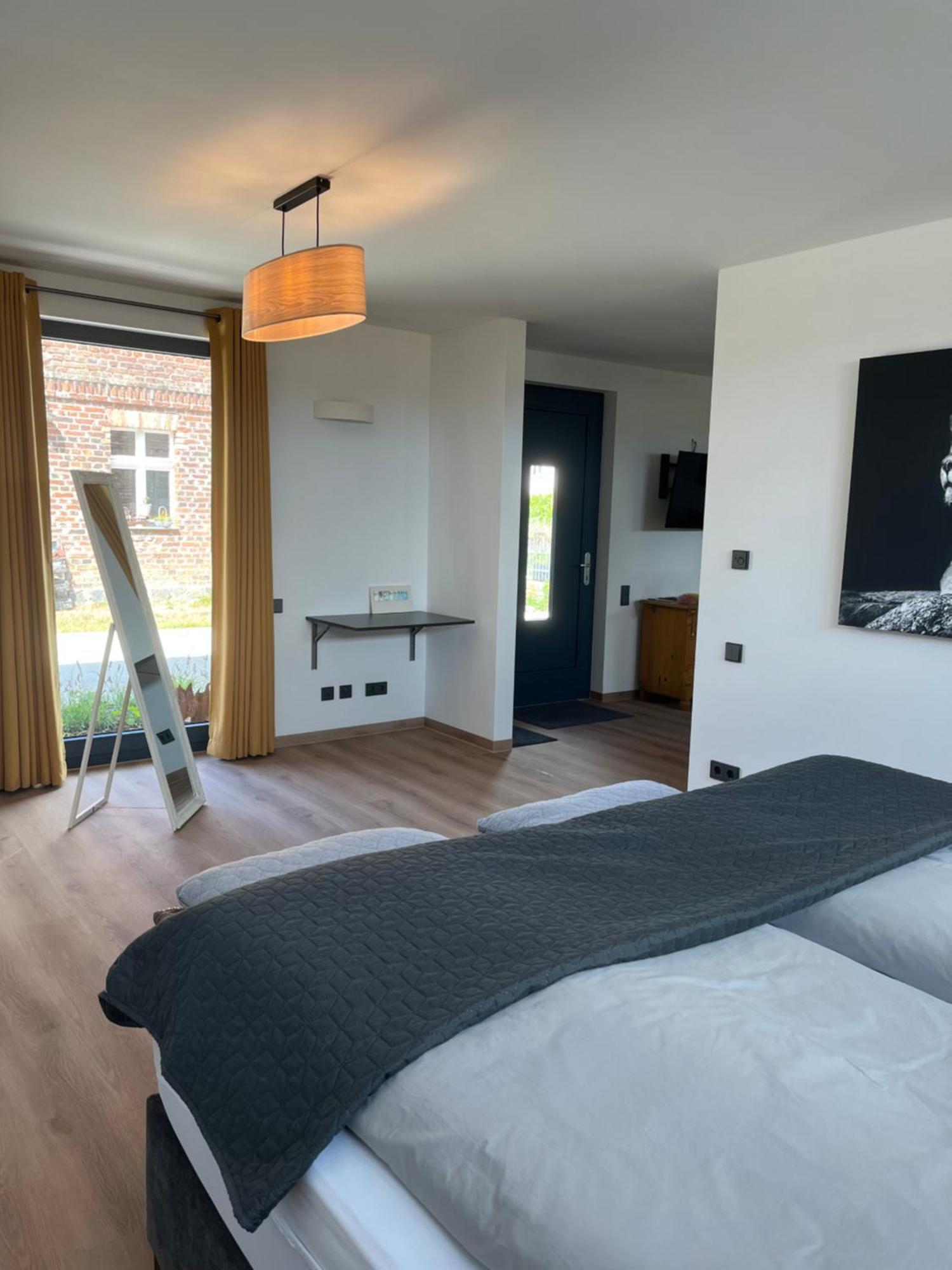 Moderne Barrierefreie Wohnung Auf Dem Land Bei Neuruppin Lichtenberg  外观 照片
